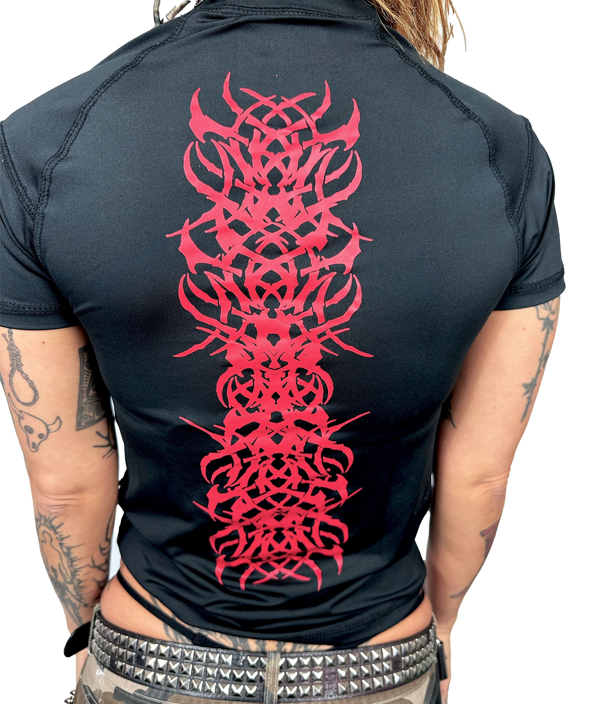 R+_T-SHIRT_BASS_POWER_FEMALE_BACK_CLOSE