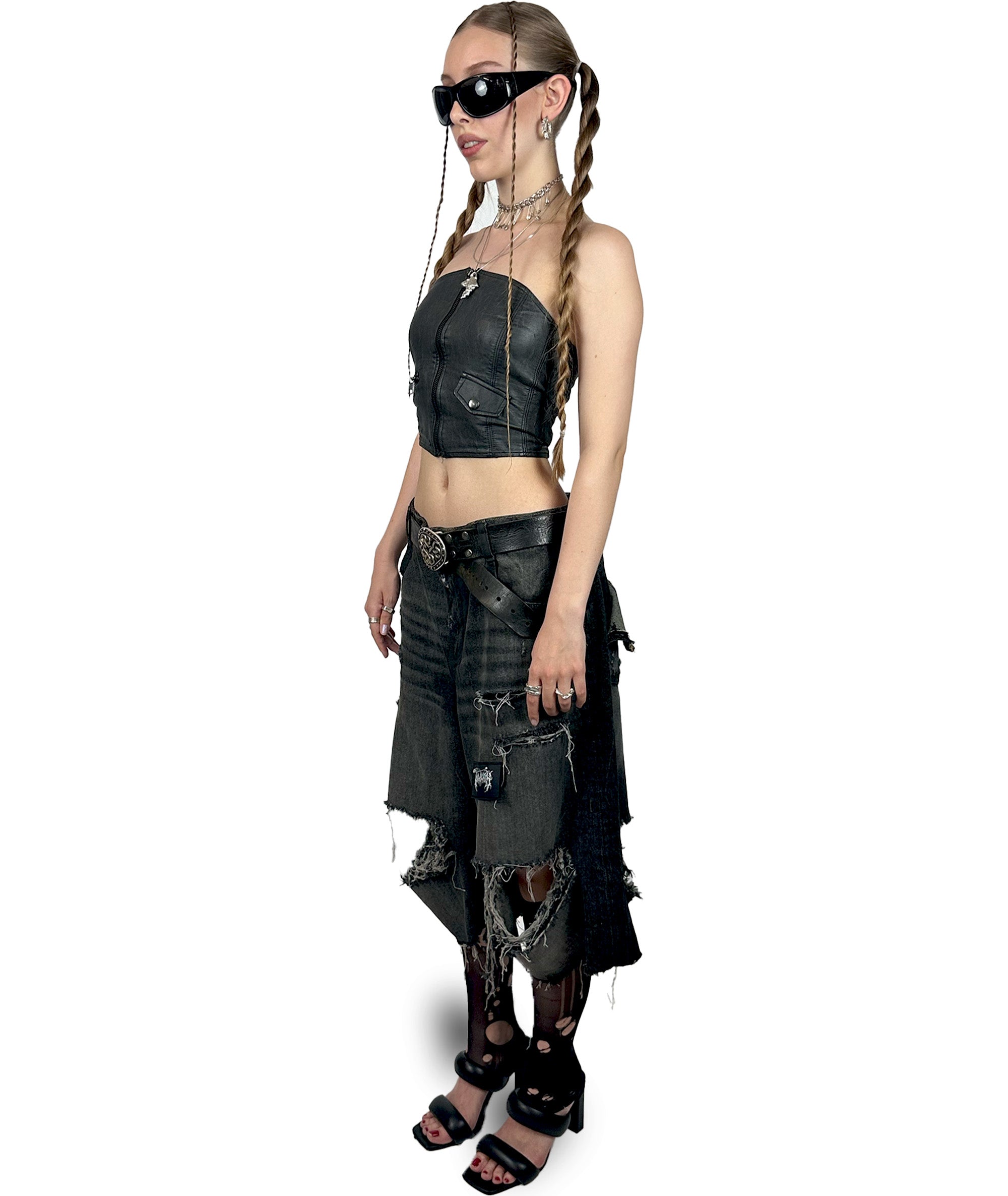 BLACK DENIM SHORTS R+ BERLIN